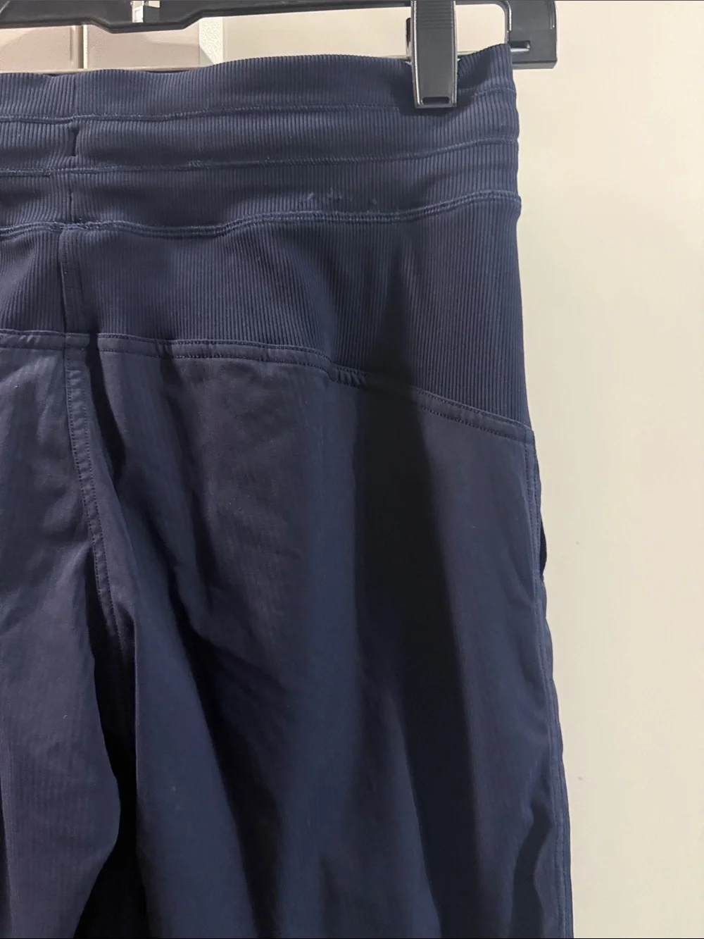 Lululemon Women’s Navy Jogger Pants Drawstring 27” Inseam No Size Tag